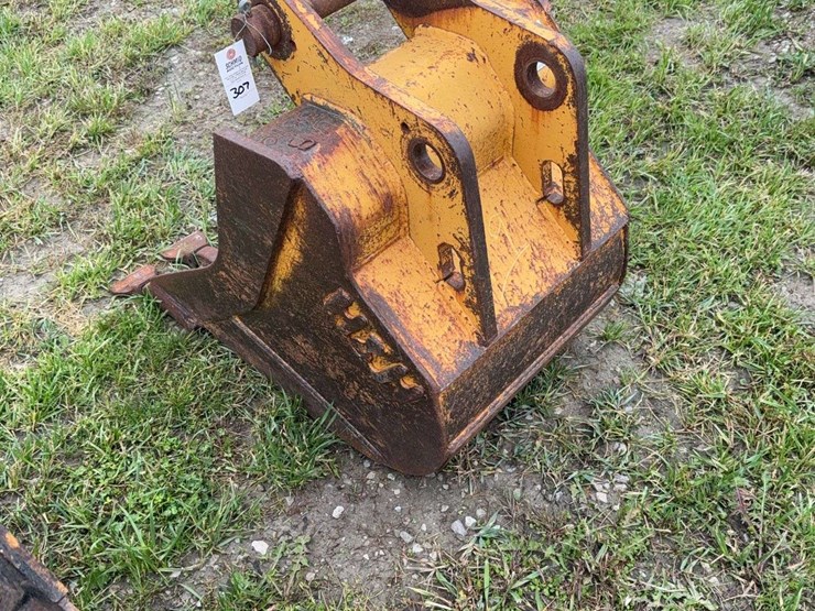 john-deere-24-image-2