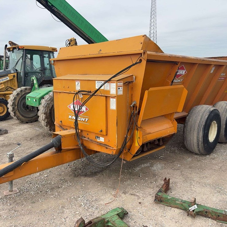 KUHN KNIGHT 8124