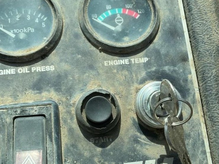 #131-•-bell-off-road-dump-truck-image-34