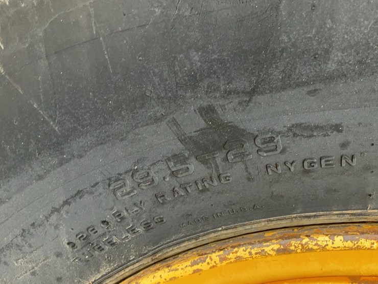 caterpillar-621-image-28