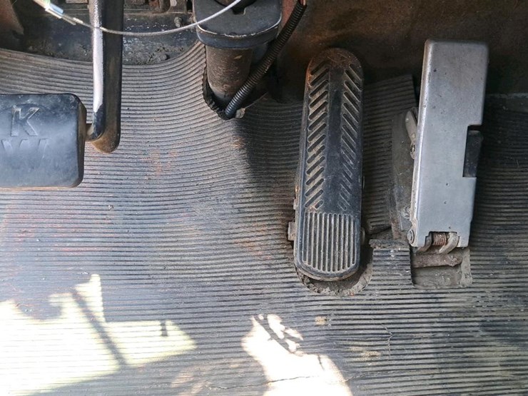 1997-kenworth-t800-image-14