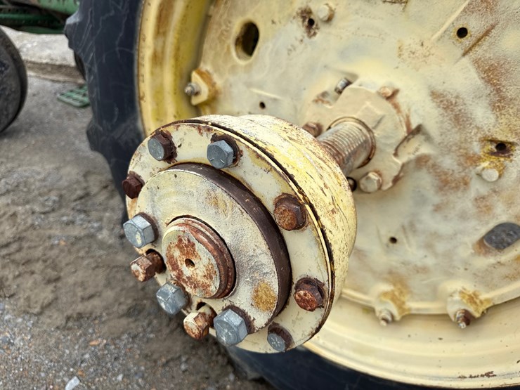john-deere-4430-image-17