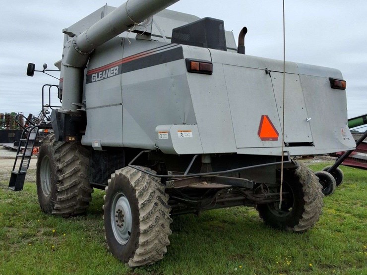 1998-gleaner-r62-image-8
