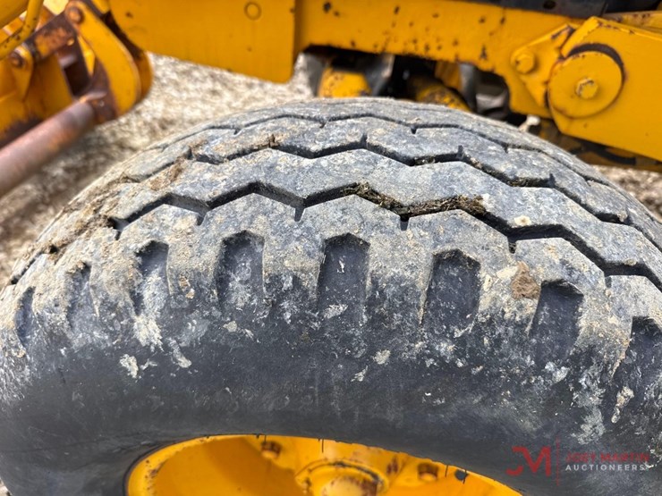 deere-310b-image-9