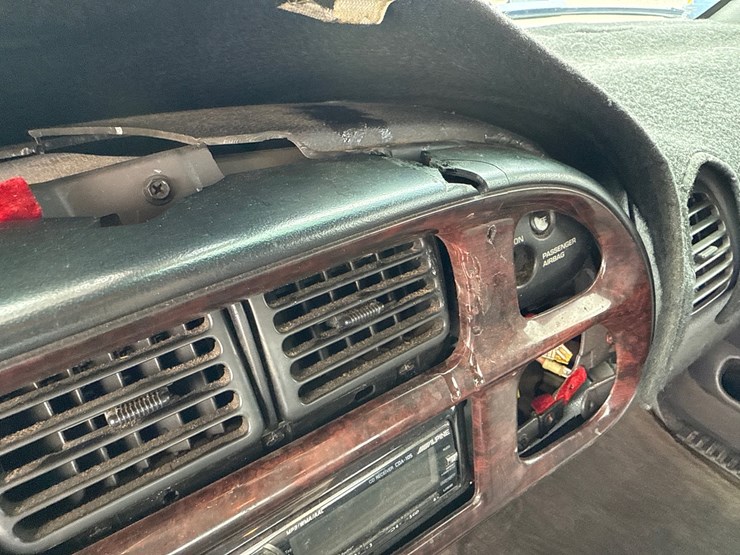 2001-dodge-2500-image-47