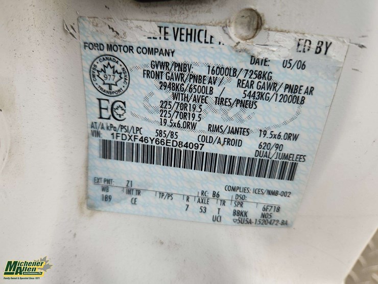 2006-ford-f450-xl-image-57