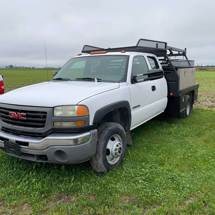 2004 GMC 3500