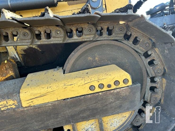 2017-deere-700k-xlt-image-25