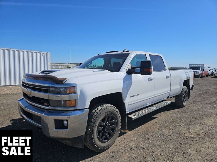 2019-chevrolet-silverado-3500hd-image-1