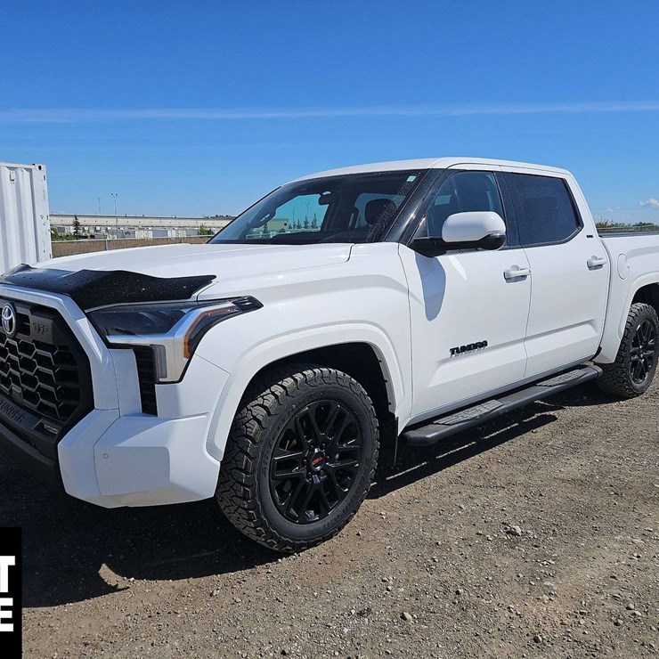 2023 TOYOTA TUNDRA