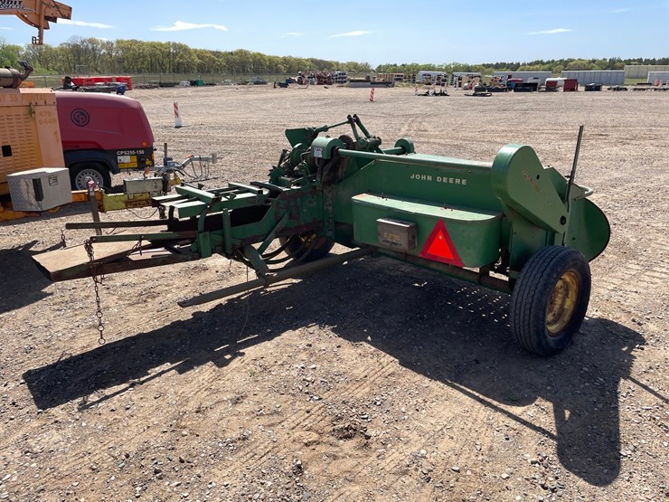 john-deere-14t-image-3