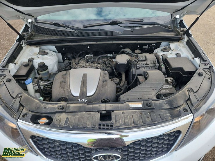 2011-kia-sorento-image-27
