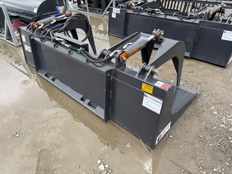 #2046-•-jct-60"-skid-steer-grapple-inv#-49455-image-1