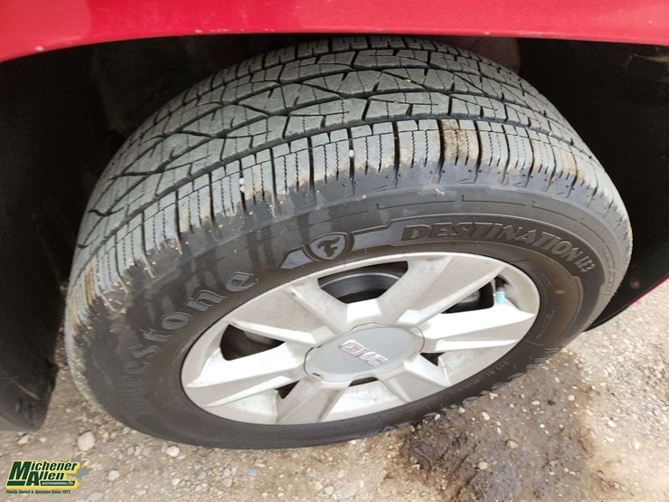 2013-gmc-terrain-slt-image-12