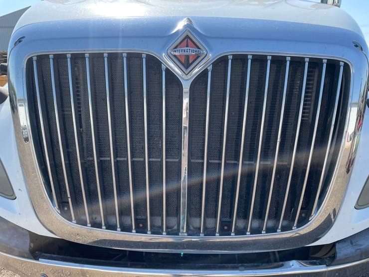 2014-international-prostar-image-16