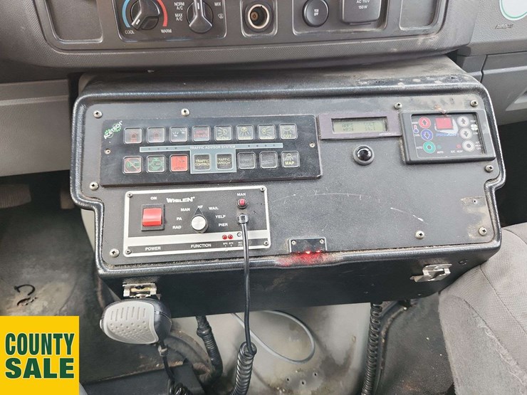 2017-ford-e450-image-31