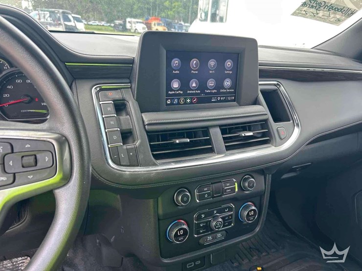 2024-chevrolet-tahoe-image-17