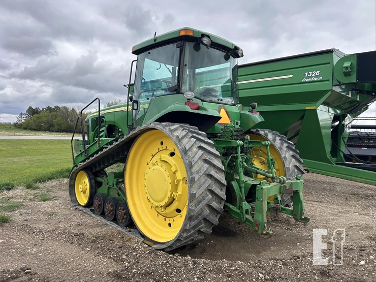 2004-john-deere-8220t-image-6