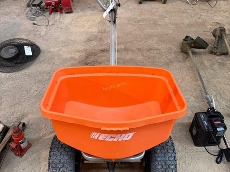 echo-rb-100s-spreader-image-3