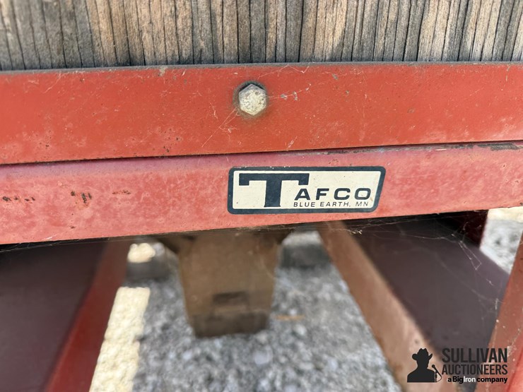 tafco-50"x50"x30"-seed-box-image-11