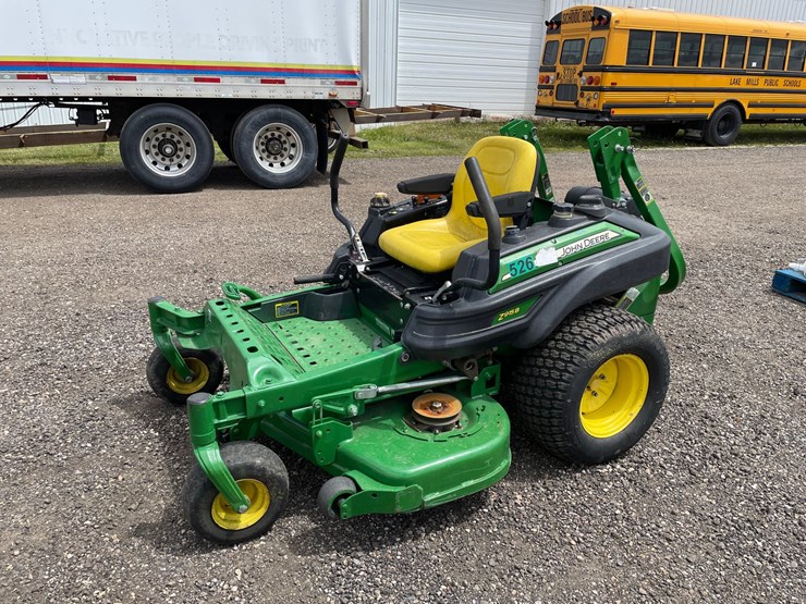 2016-john-deere-z915b-image-1