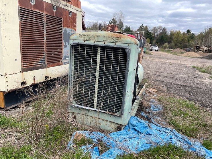 #2820-•-kato-200-kw-generator-(g)-image-3