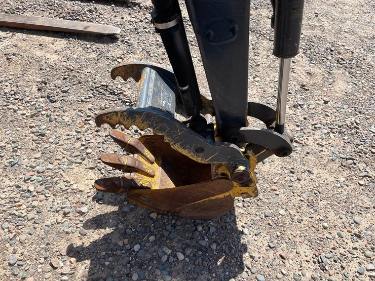deere-17g-image-5