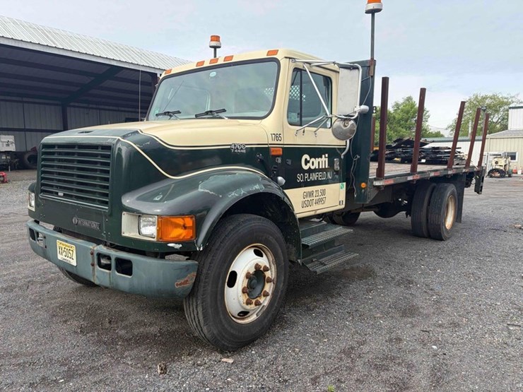 international-4700-image-1