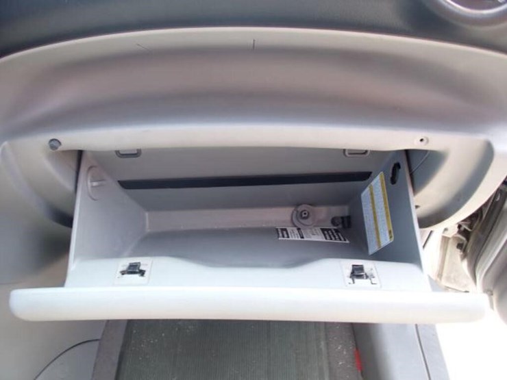 2007-kia-rondo-ex-sport-utility-vehicle-knafg52667-image-43