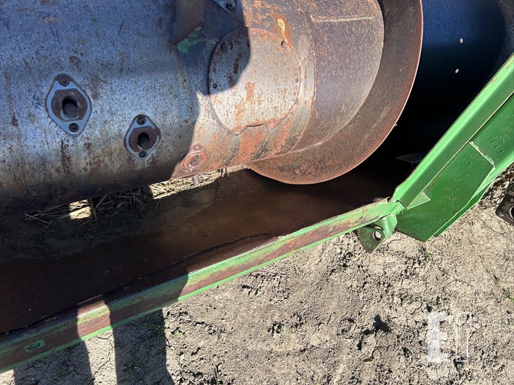 john-deere-224-image-11
