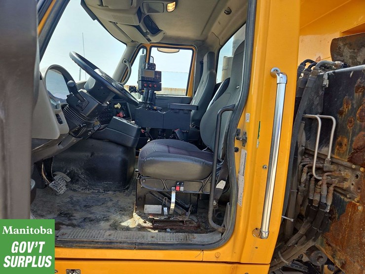2010-international-workstar-7600-image-17