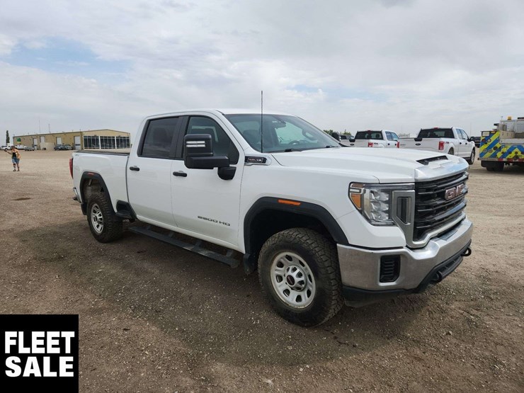2020-gmc-sierra-2500hd-image-2