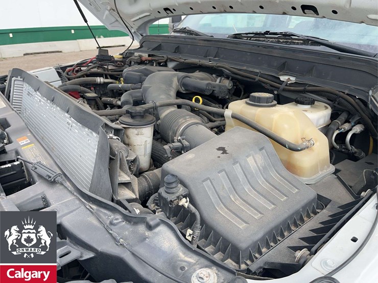 2011-ford-f550-image-27