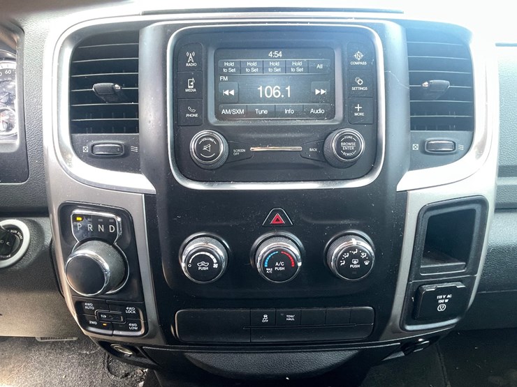 2016-dodge-ram-1500-image-25