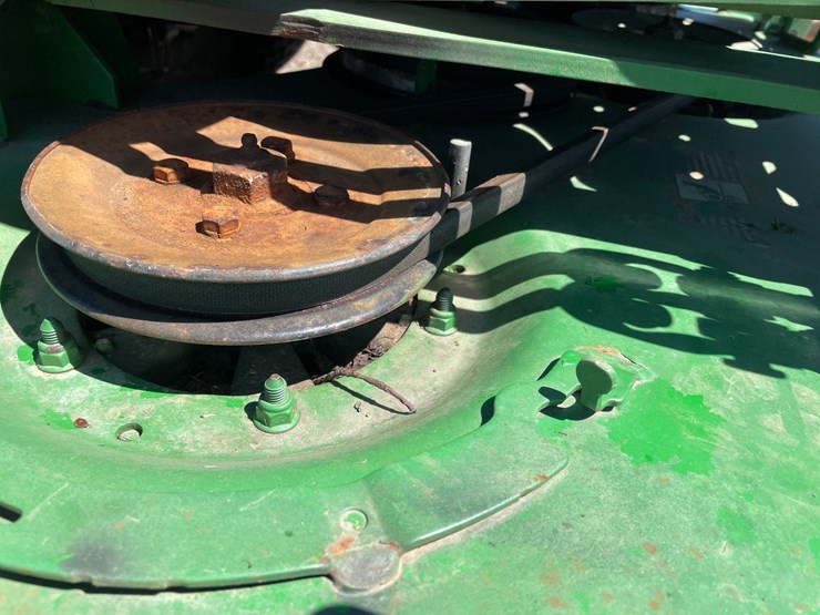 2016-john-deere-z915b-image-10