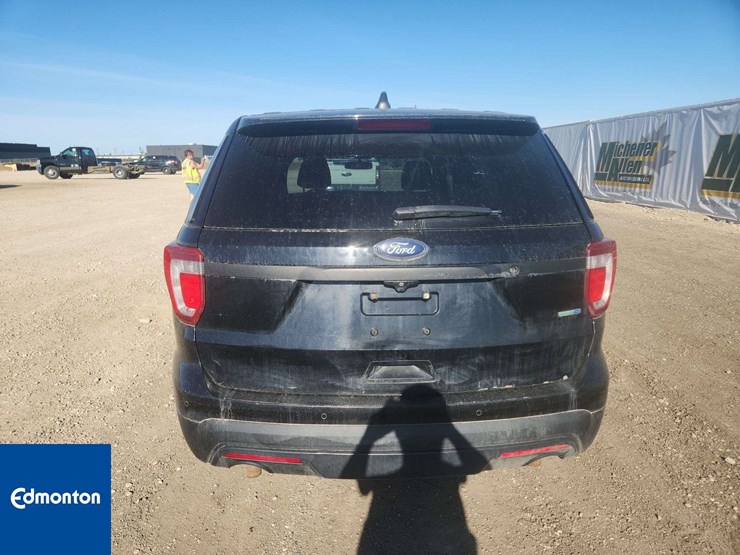 2018-ford-explorer-image-9