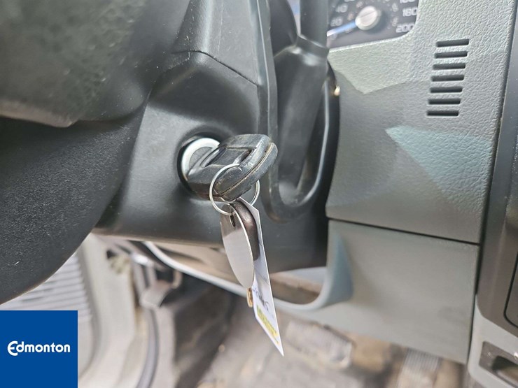 2013-ford-f250-image-25