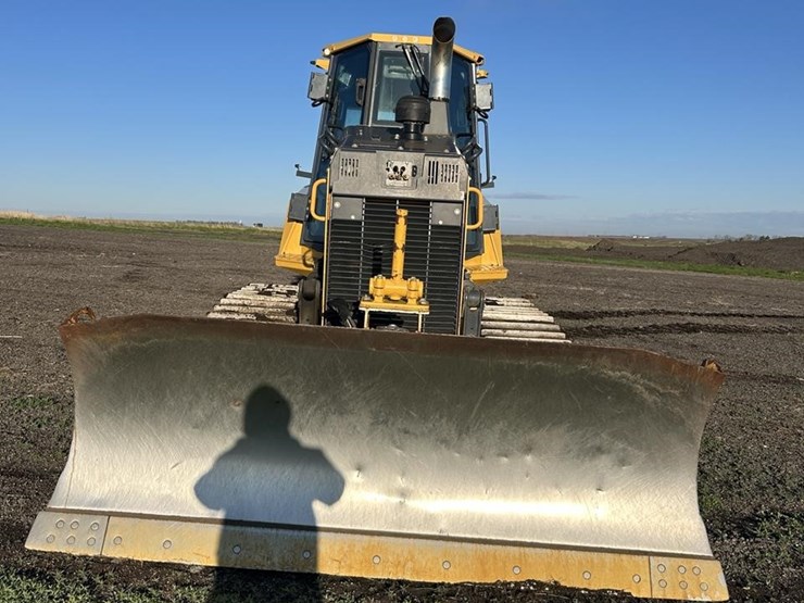 2017-deere-700k-xlt-image-2