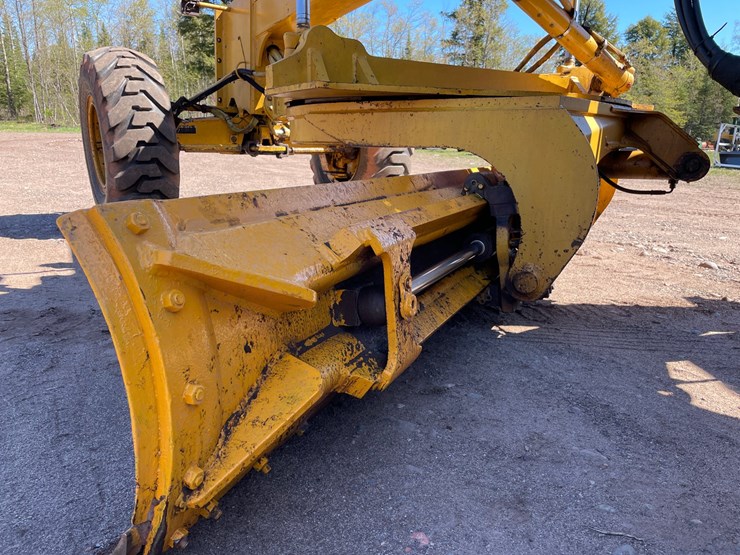 1993-deere-772bh-image-36