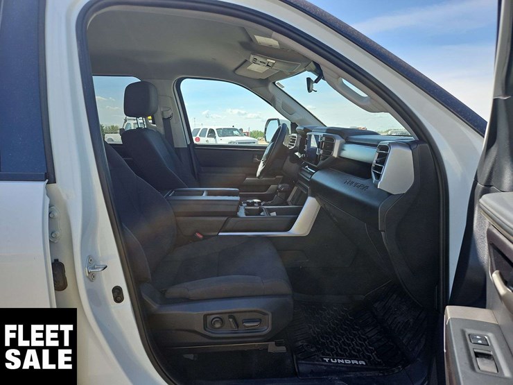 2023-toyota-tundra-image-17