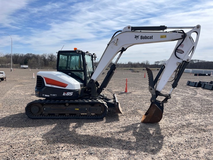 2019-bobcat-e85-image-6