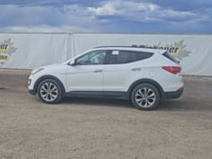 2015-hyundai-santa-fe-image-5