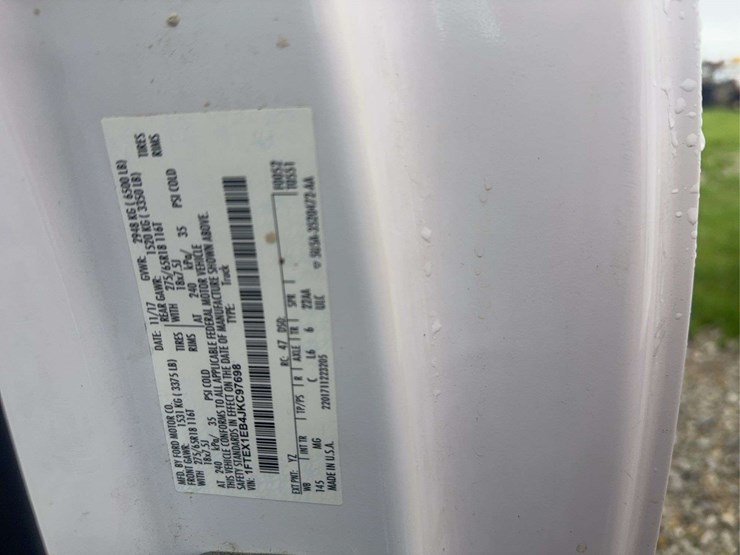 2018-ford-f150-xlt-image-11