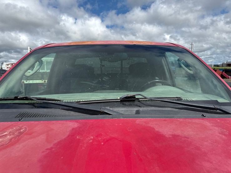 2005-nissan-titan-image-33