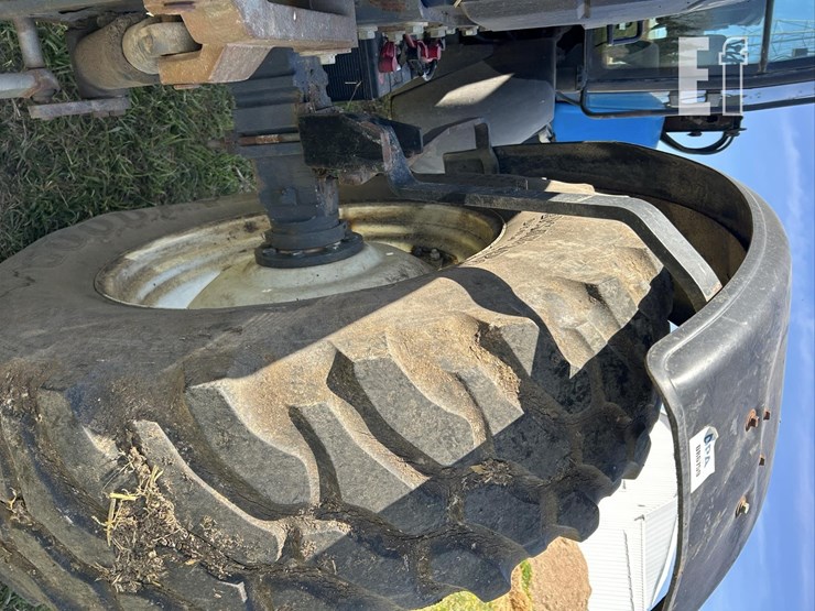 1998-new-holland-tv140-image-27