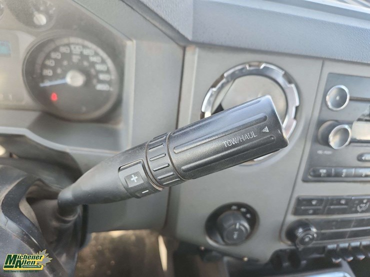 2011-ford-f350-image-23