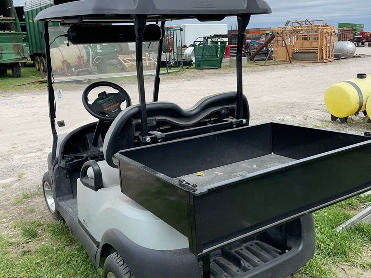 club-car-golf-cart-with-charger-(inside-building)-and-bluetooth-speaker-image-3