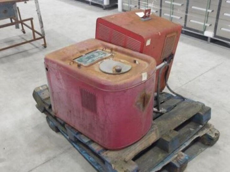 lincoln-ideal-arc-180-welder-image-3