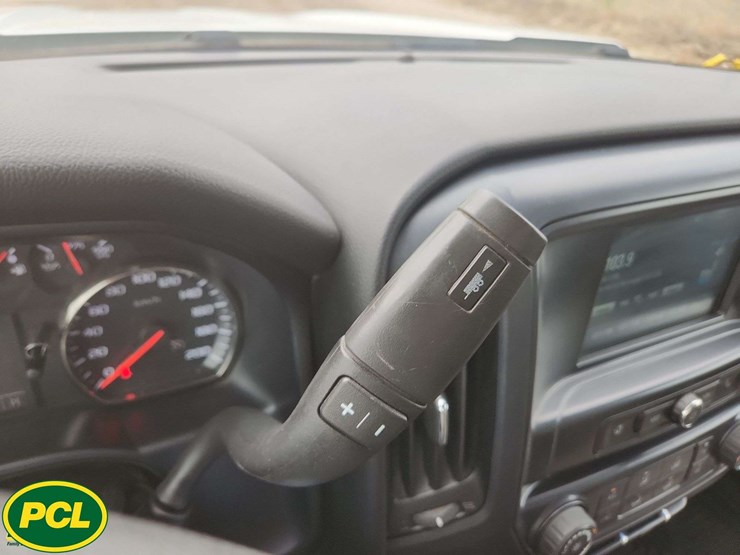 2018-chevrolet-silverado-1500-image-16