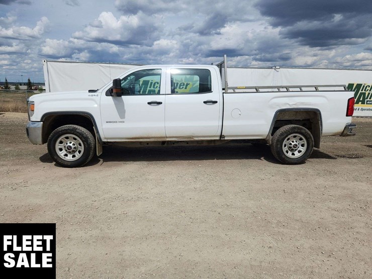 2017-gmc-sierra-2500hd-image-6